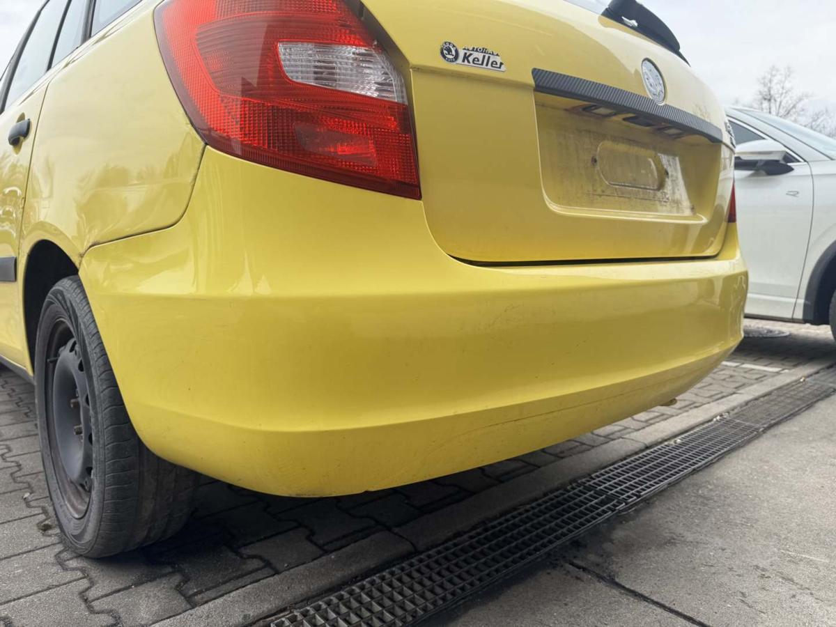 Skoda Fabia 2 original Sto&szlig;stange Stossf&auml;nger hinten LF1F Gelb Kombi Bj.2009